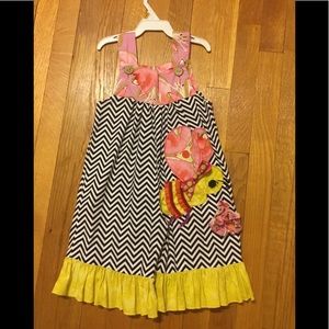 LaJenns bumblebee outfit